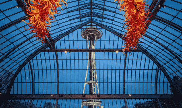 Amtrak Cascades Route - Vancouver to Eugene - Pacific Northwest train with views of Puget Sound and Cascade Mountains